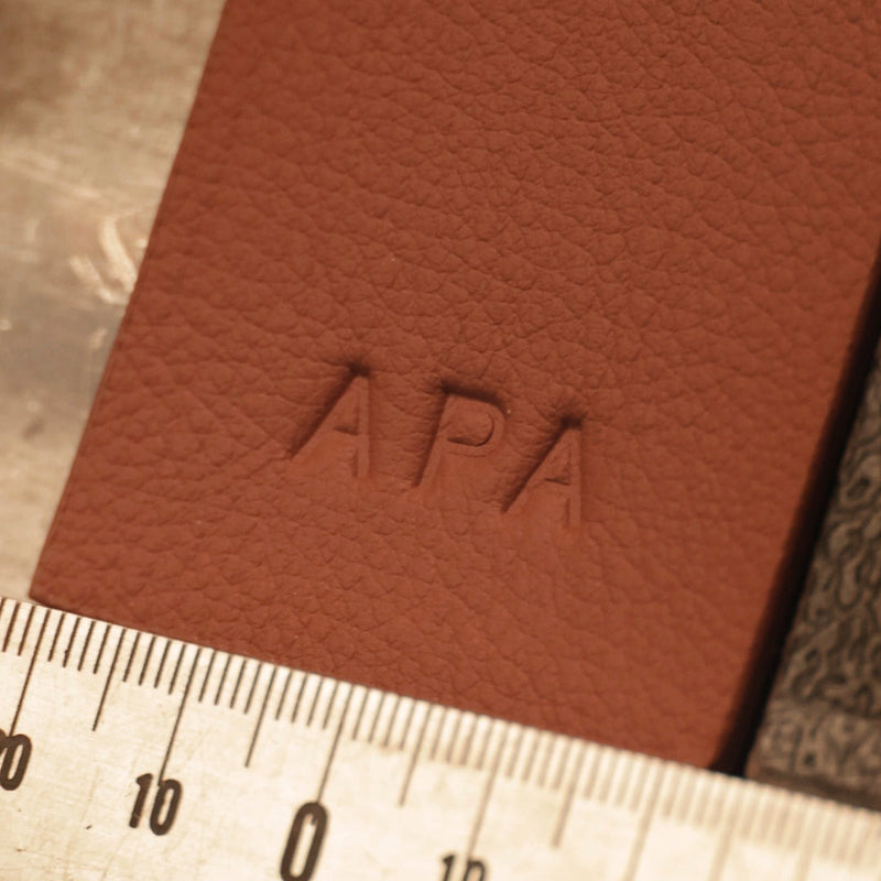 The Strap with Hook: Leather - Apricot - One size